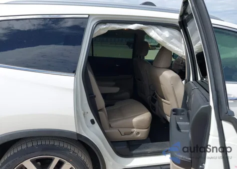 2017 Honda Pilot Elite z USA, uszkodzony, nr VIN 5FNYF6H00HB002353